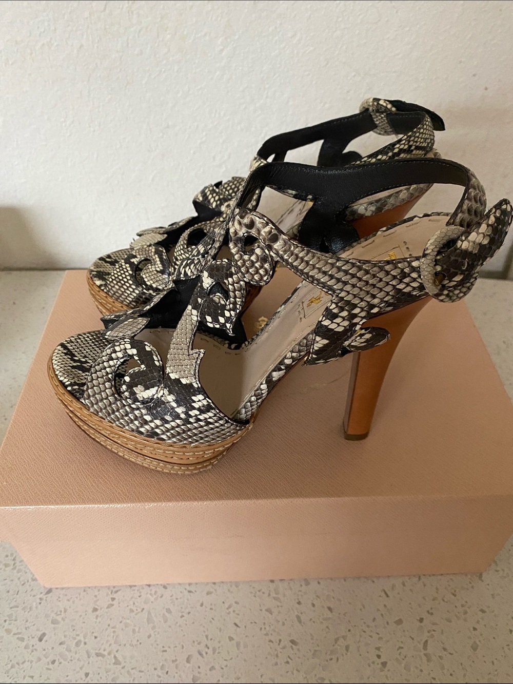 Prada Black and Cream Snakeskin-Effect Platform Heels - Picture 5 of 16